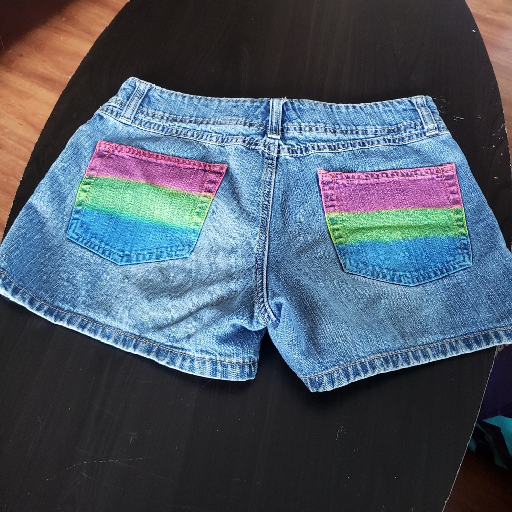 Old Navy Brand Blue Jeans Lo Waist Shorts Size 6 - Picture 2 of 7